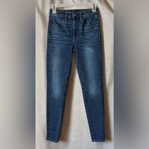 American Eagle Outfitters•super high rise jegging•2 short•cotton blend•dark wash